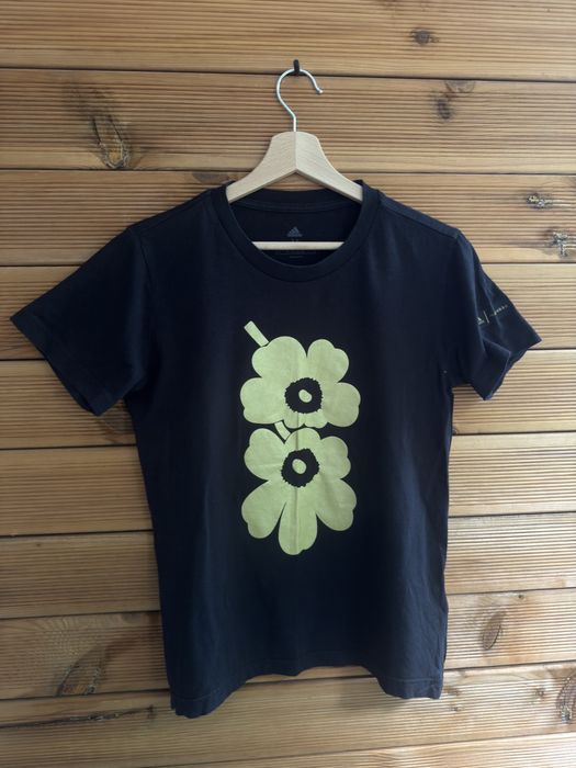 Оригинална дамска тениска Adidas x Marimekko (Unikko), Размер M