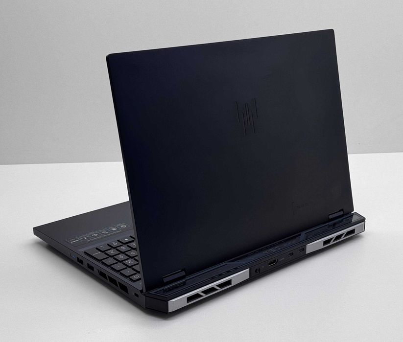 Acer PREDATOR HELIOS NEO 16 — i9 14900HX / RTX 4070 8GB / DDR5 16GB /