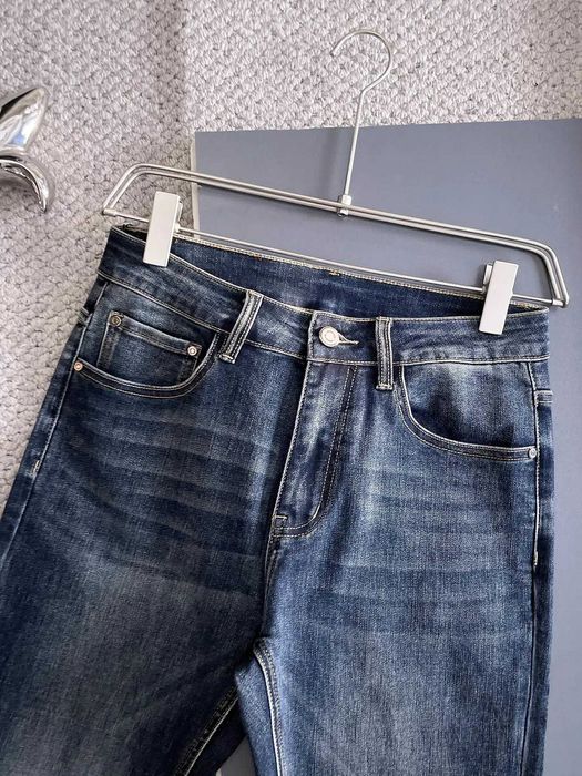 Aduc pe comanda Blugi Boss orice model