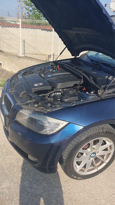 BMW 5 Series 2010 — imagine 3
