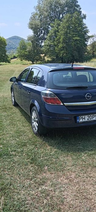 OPEL Astra H 2011