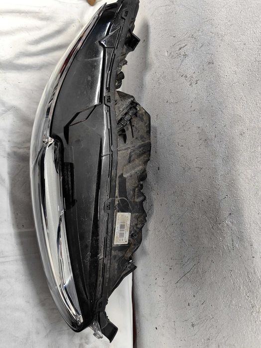Оригинален фар Форд Мондео  Ford Mondeo Dynamic Led