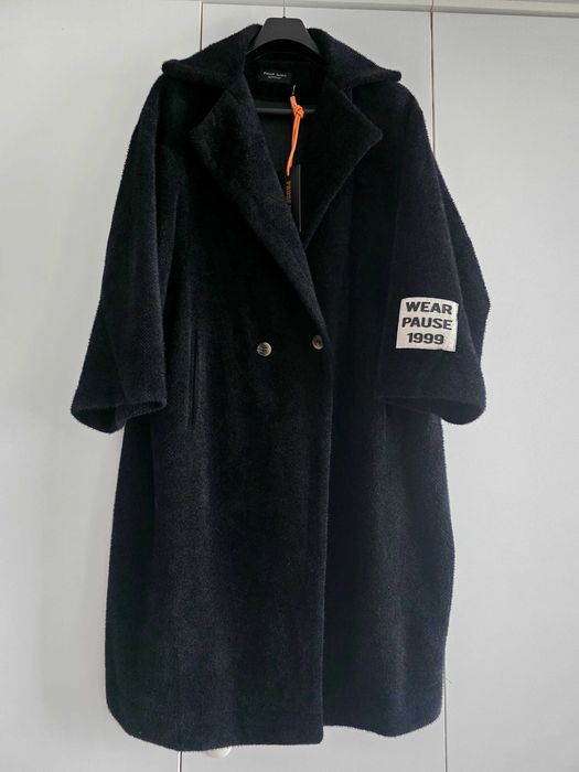 Дамско палто на Паус