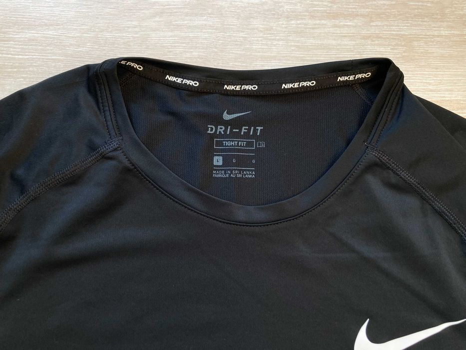 Найк Nike Pro Tight Fit Dri Fit мъжка тениска размер L