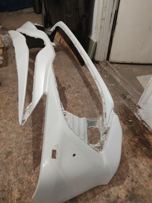 Бампер передний на Тойота Камри 70