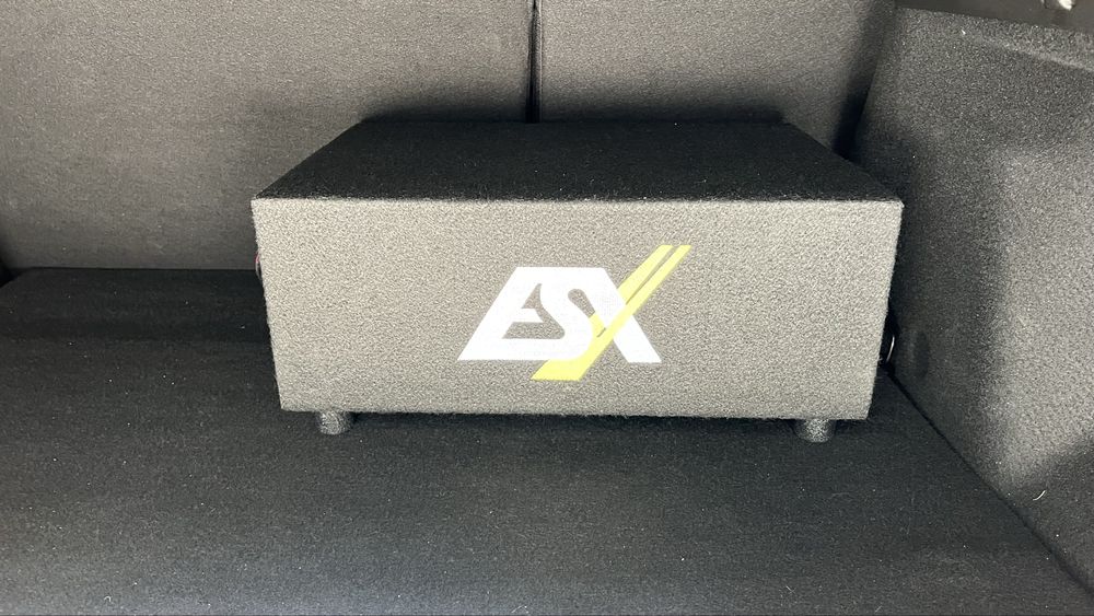 Subwoofer auto Vibe si ESX