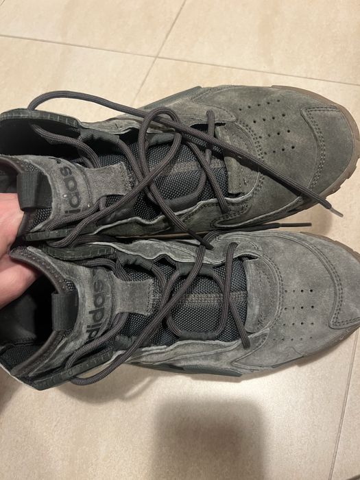 Adidasi barbati impecabili/editie limitata