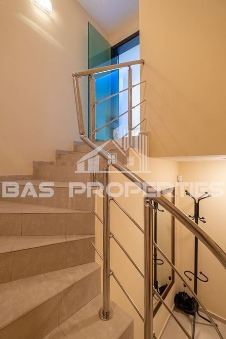 Продава се Тристаен апартамент в София, Лозенец - 92 кв.м за 2107 €/кв.м - Снимка #11