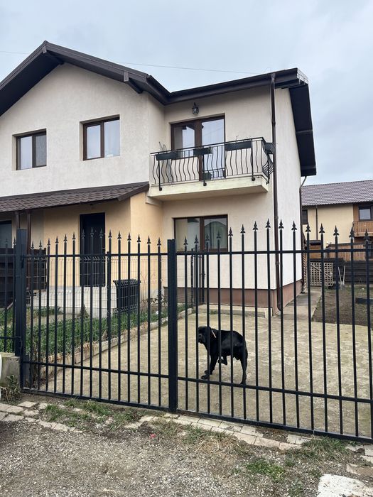 Proprietar,capat CUG,duplex 4 cam,105mp,mobilat,v adanca,5 drumuri