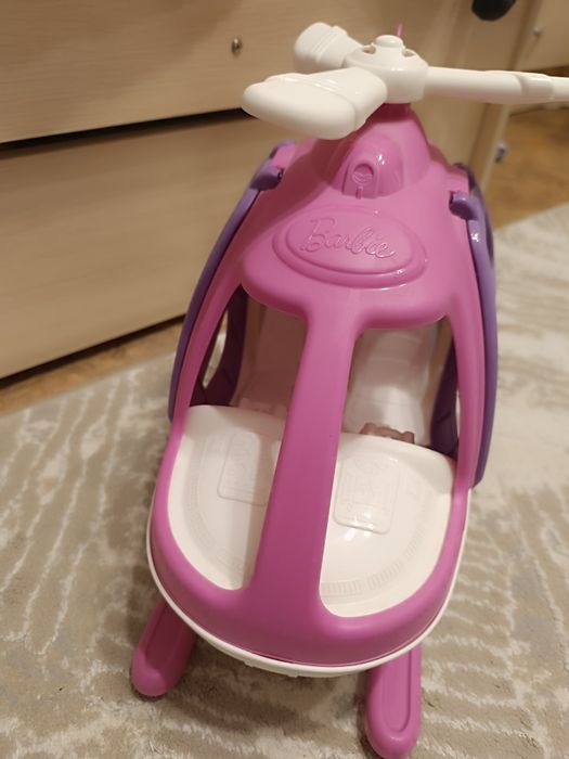 Продам игрушечный вертолет