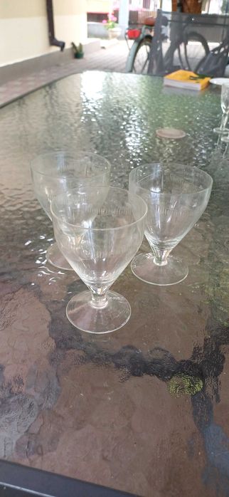 Set pahare diferite marimi