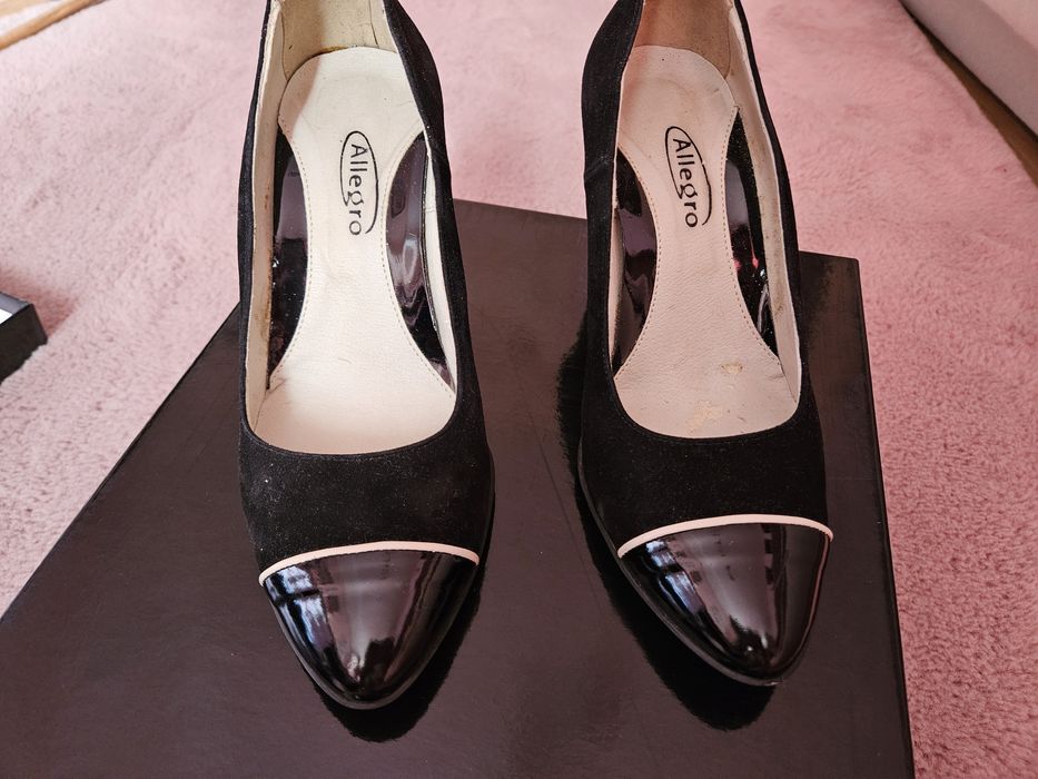 Pantofi de piele