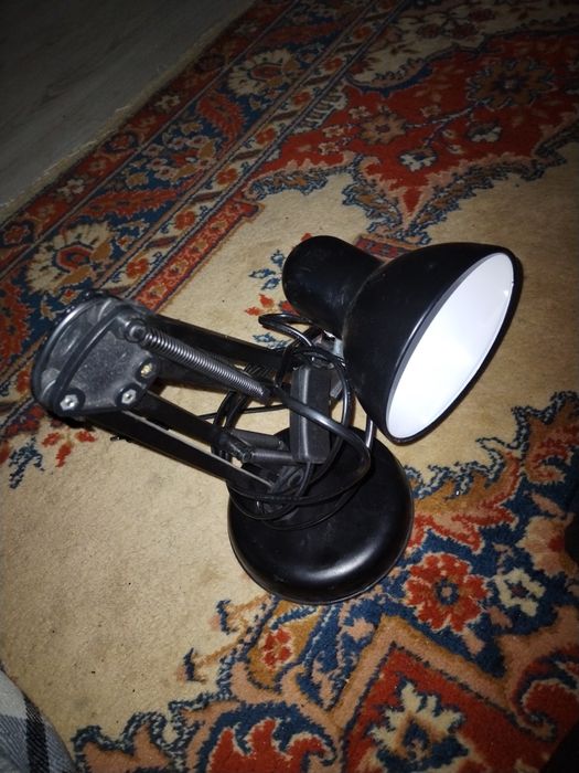 Светильник продаются хорошие