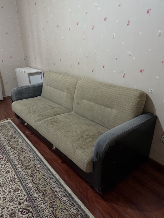 Отдам диван б/у бесплатно