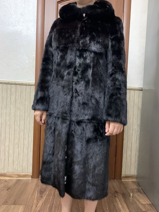 Продам Норковую шубу