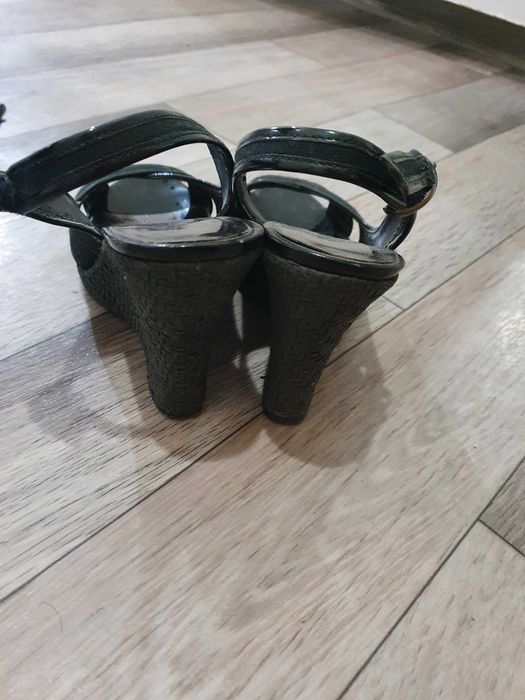 Обувь новая, не носили