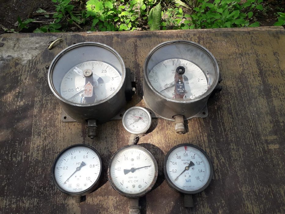 СССР Манометры воздушный цилиндр
