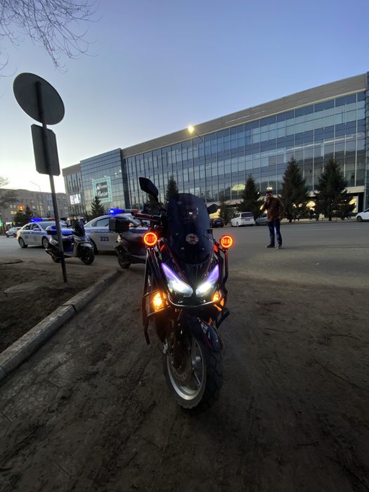 скутер/мопед N-max