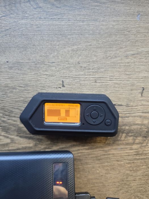 Jammer Powerbank 7W (300-915 MHz едновременно)
