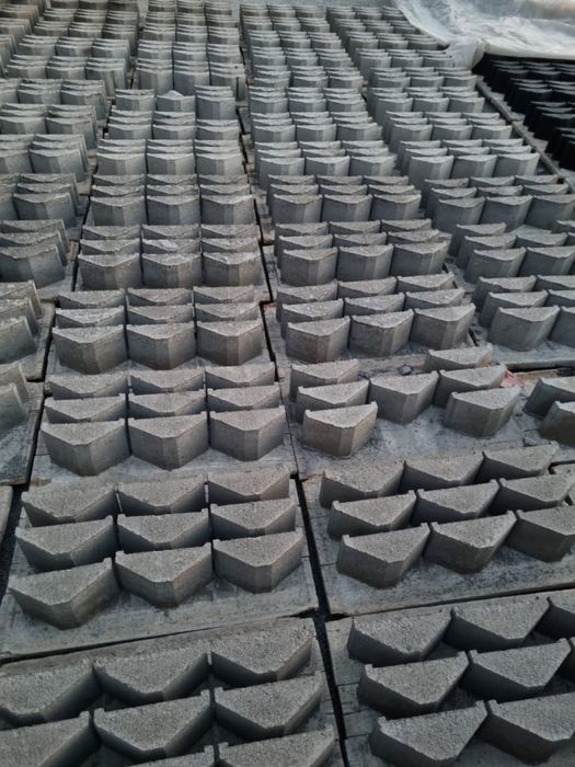 Сплитерные блоки: двухпустотные и четырёхпустотные. Тумбы. Шляпки.