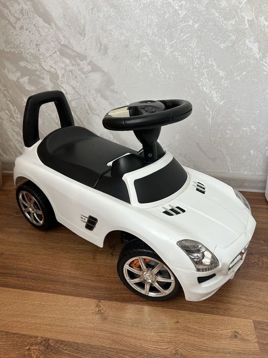 Машинка -толокар