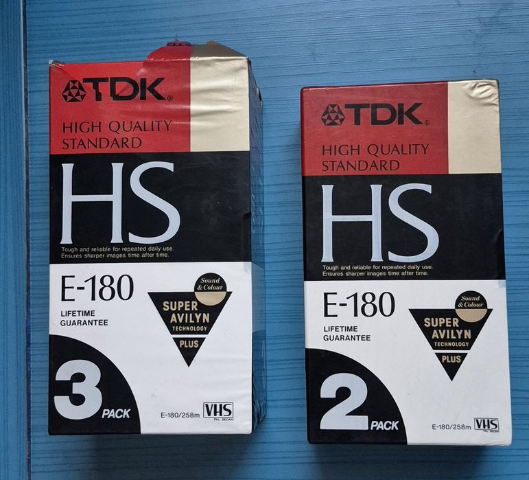 Casete VHS sigilate