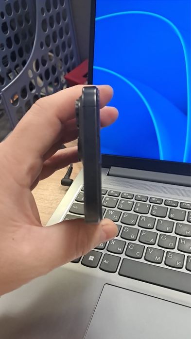 Продам или обмен Айфон 15 про мах