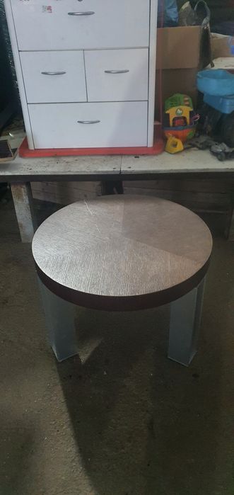 Продам стол 9000₸