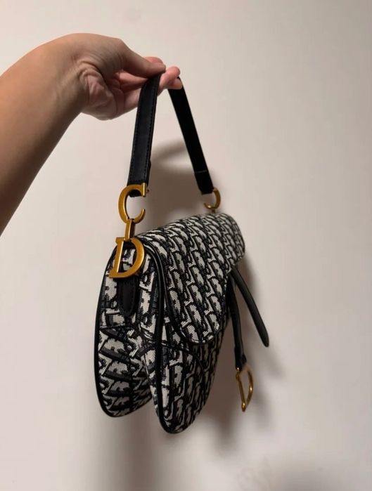 Дамска дизайнерска чанта Диор