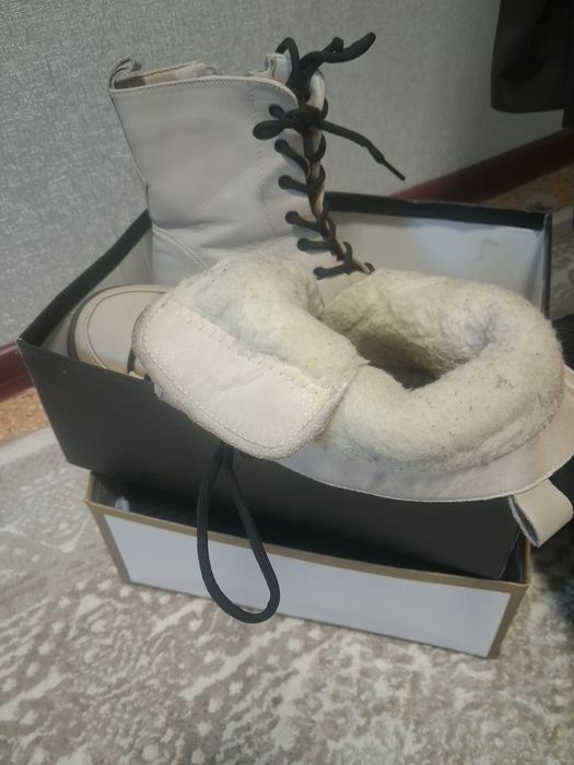 Продам сапожки зимние