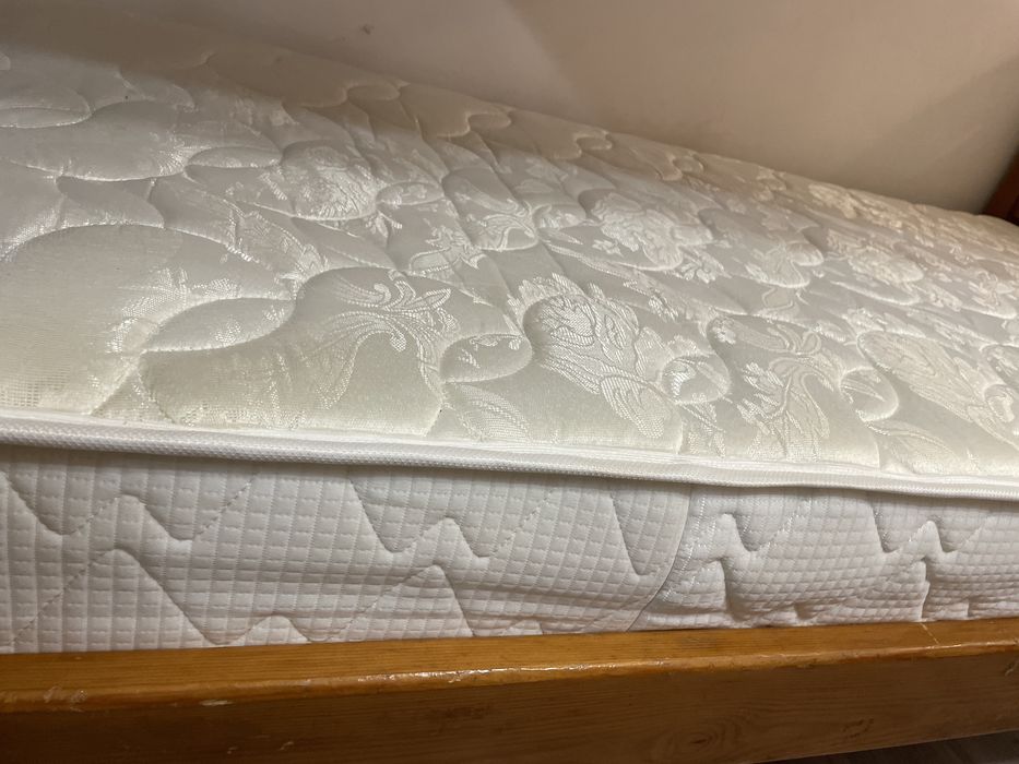 Двухярусная кровать