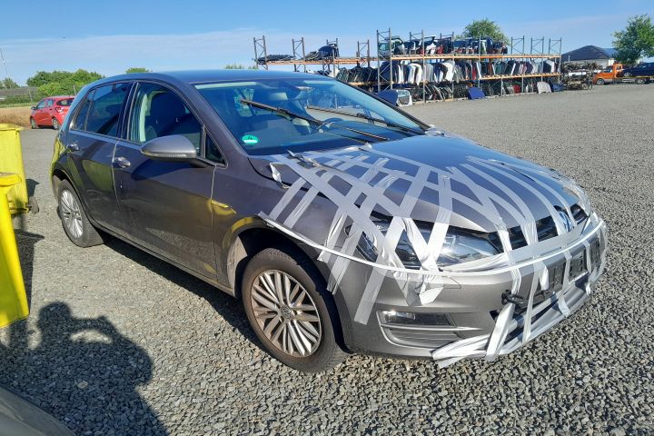 Alternator 04E903023K 04E903023K Volkswagen VW Golf a 7-a generatie