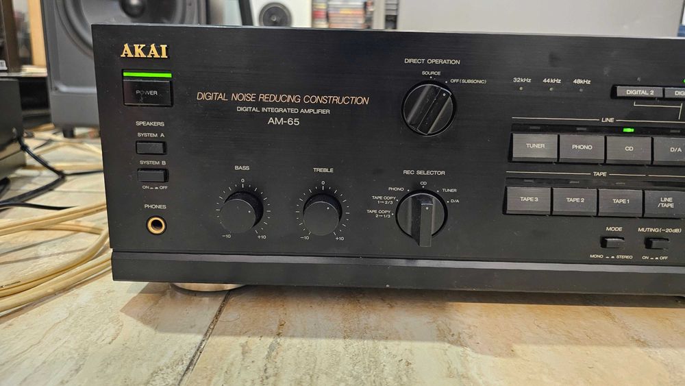 Amplificator Yamaha AX-630 sau amplificator Akai AM-65, cu test video!