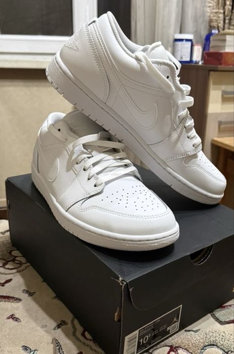 Оригинальные кроссовки Air Jordan 1 low