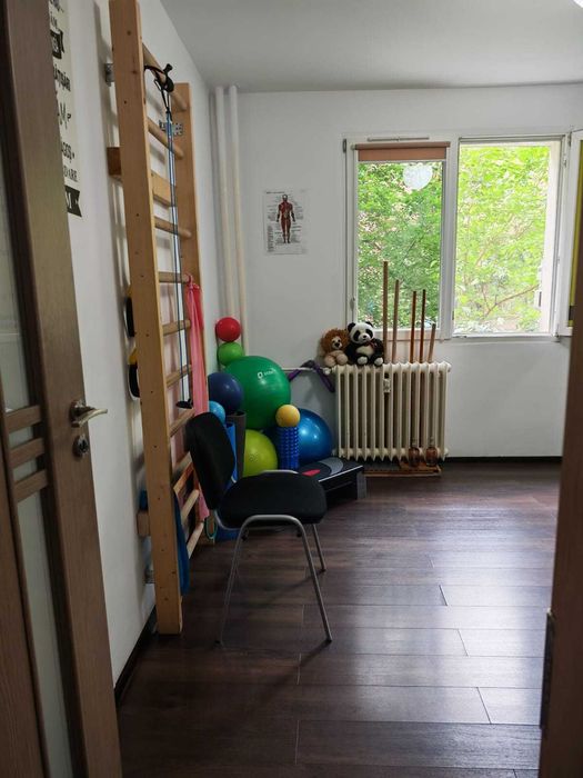 kineto perfect angajează kinetoterapeut / fizioterapeut.