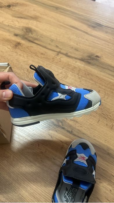 Reebok оригинал новые кроссовки 23,5