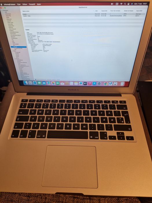 Macbook Air 2013, 13 inch, I5, 128 gb