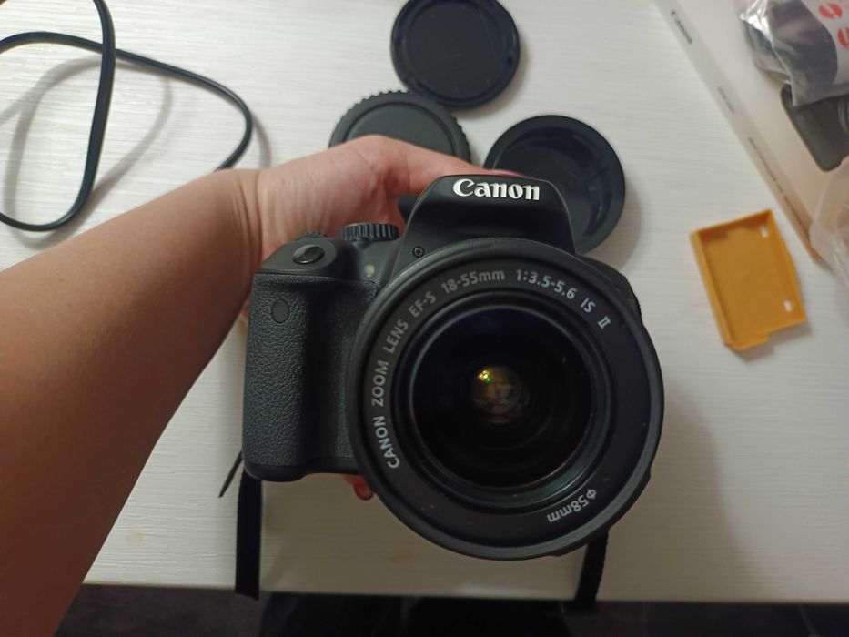 Canon 650D Новый, без пробега