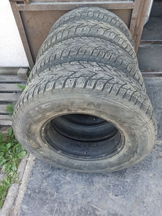 Продам шины 245/70/R16. NEXEN WINGUARD.