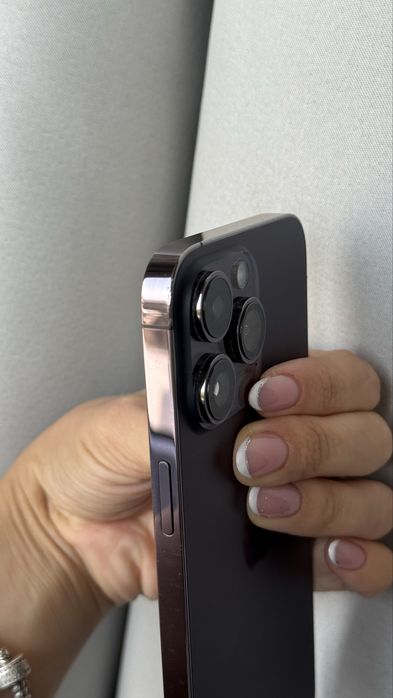 Продаю IPhone 14ProMax