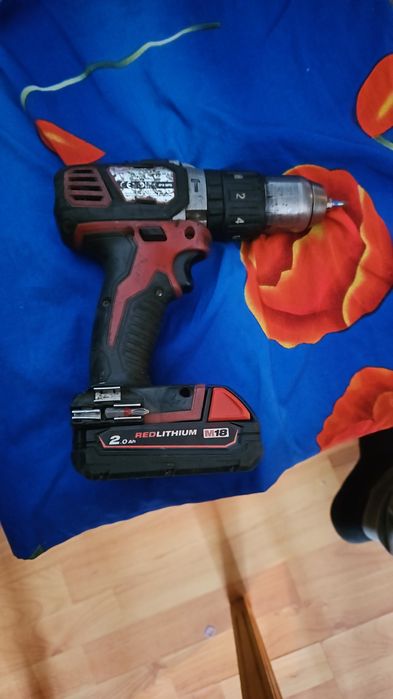 filetantă Dewalt.bormașină milwaukee