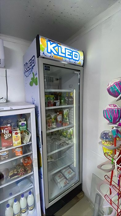 Холодильная витрина б/у