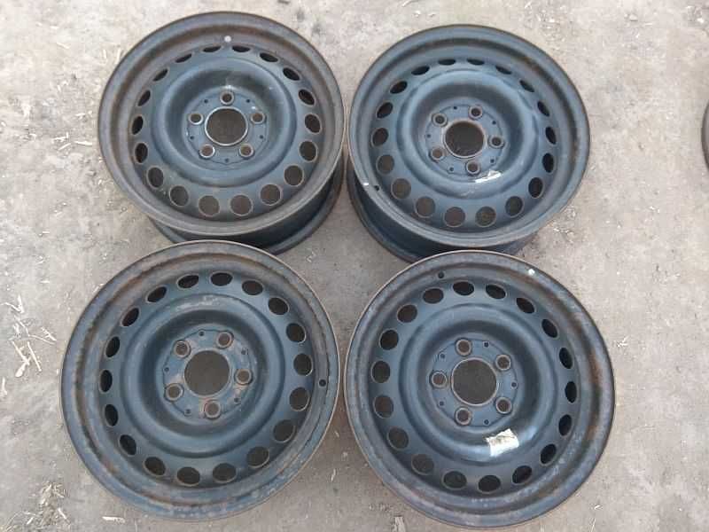 Продам металлические диски на Mercedes W124.