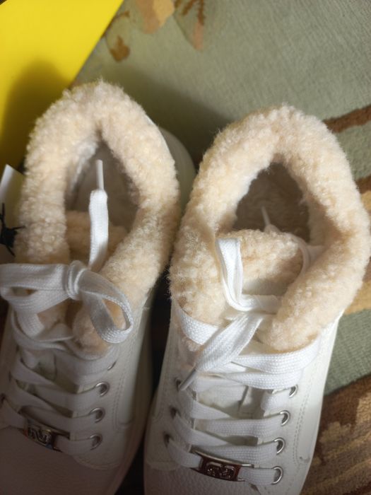 Брендовые кроссовки