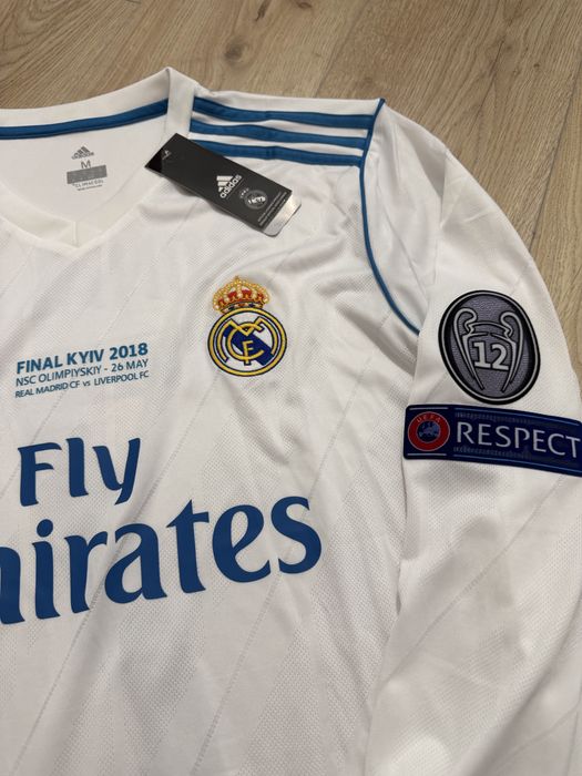Tricou de fotbal Maneca Lunga Adidas Real Madrid Marime M cu Cristiano Ronaldo 7 CR7 marime M noua Final Kyev