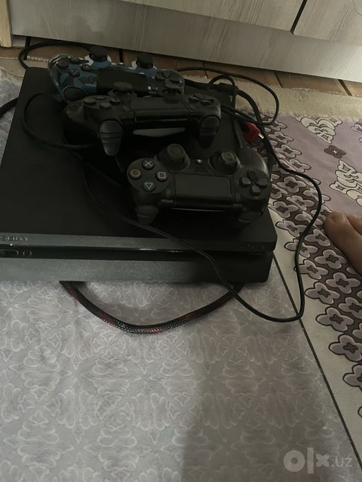 Ps 4 jostik 3 ta hamma narsasi bor