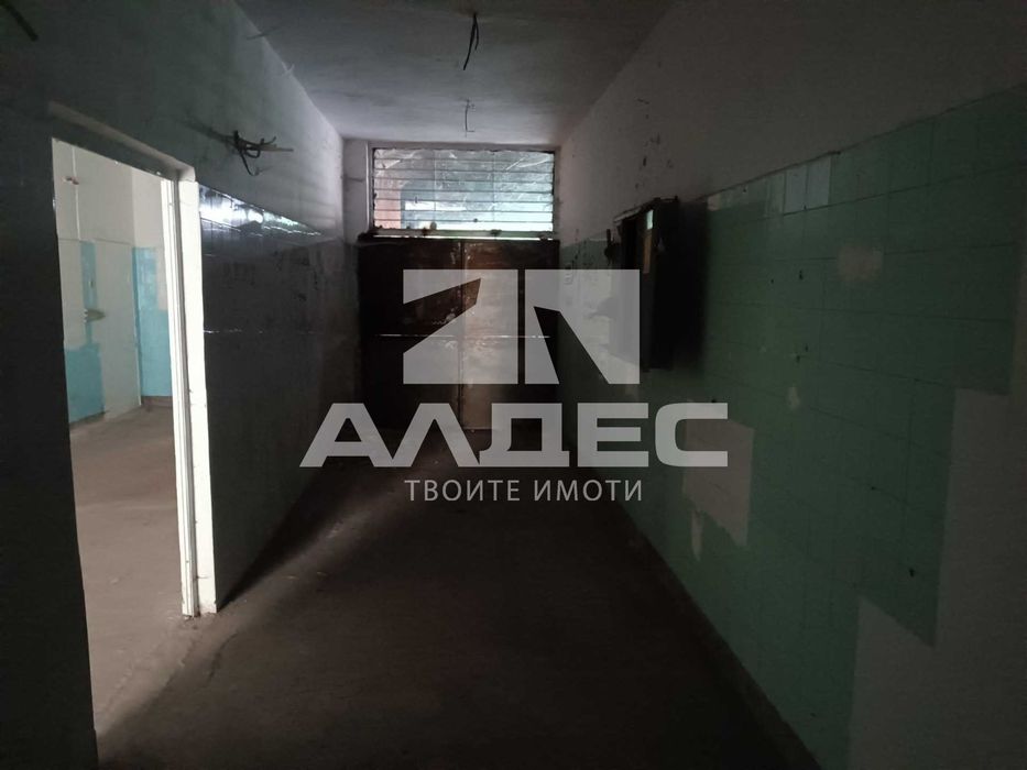 Дава под Наем СКЛАД във Филиповци, ул. 3-ти март