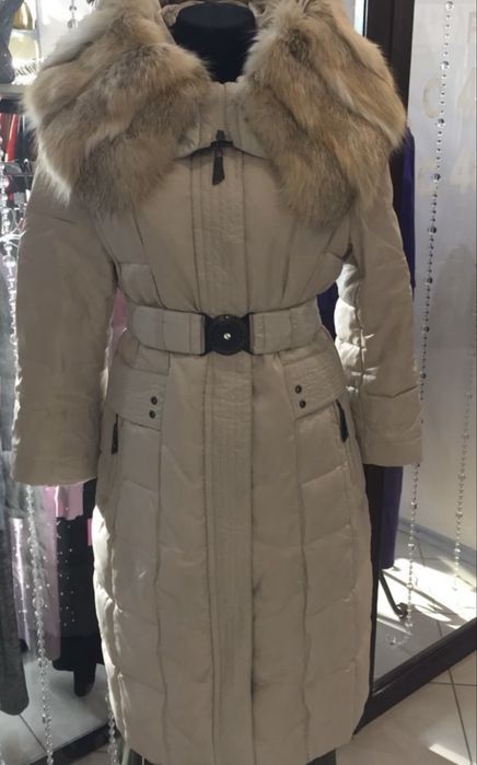 Продам пуховик женский зимний