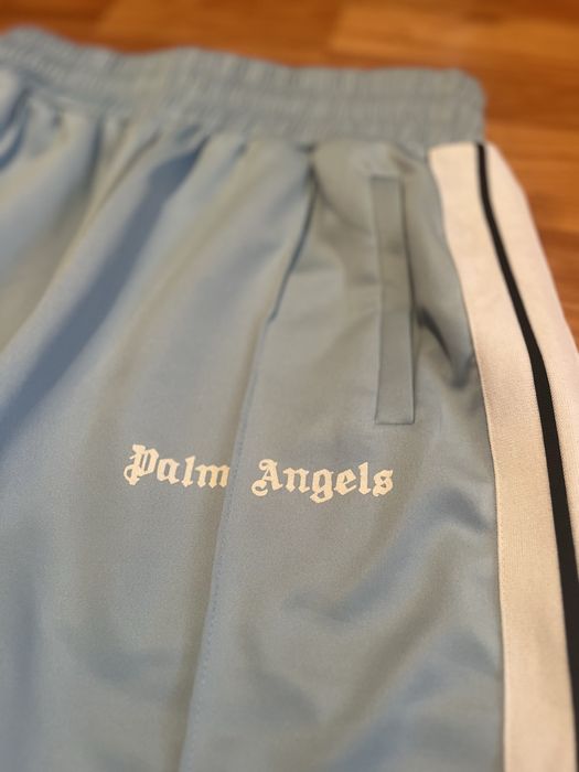 Pantaloni scurti