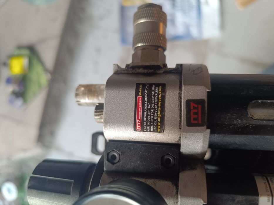 Влагоотделитель для компрессора